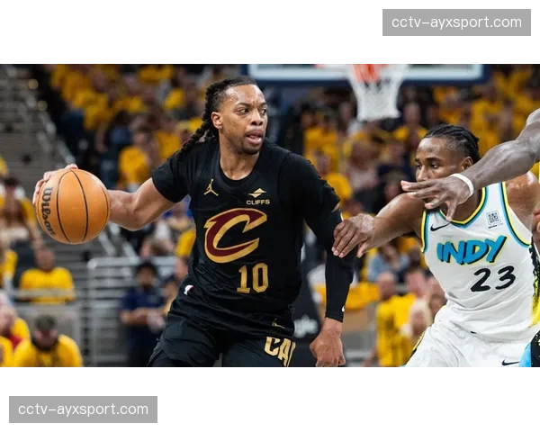 教练专访:步行者主帅谈球队进攻哲学,强调空间与分享球。 教练专访:步行者主帅谈球队进攻哲学,强调空间与分享球。