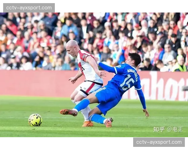 西甲联盟宣布下赛季起，将增加每场比赛的补水暂停次数