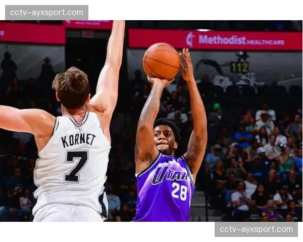 马刺120-108逆转开拓者，系列赛2-1领先